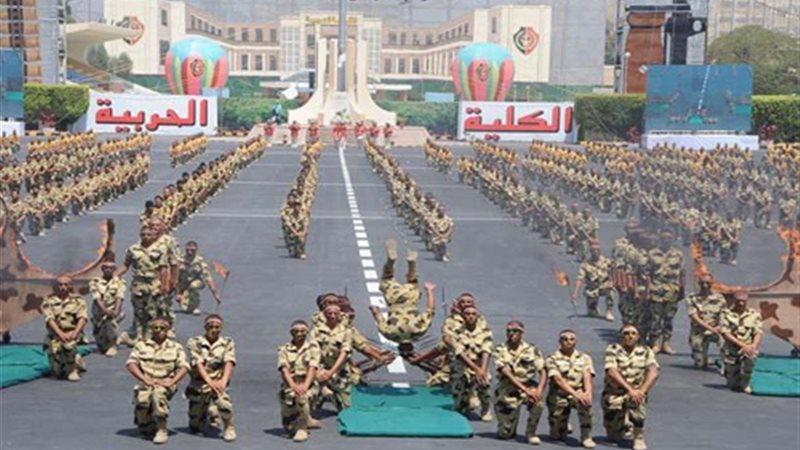 رفع علم تحيا مصر