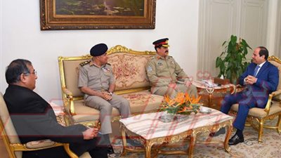 الرئيس السيسى يستقبل رئيس هيئة أركان القوات البرية الباكستانية‎