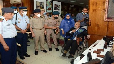 القوات المسلحة تنظم معرضاً لإبداعات المحاربين القدماء