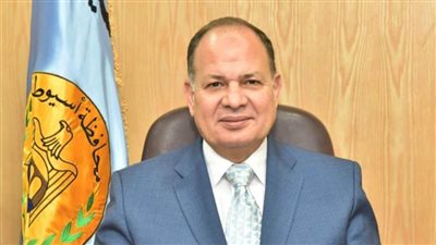 محافظ أسيوط يوجه بالإسراع في معدلات تنفيذ مشروعات 