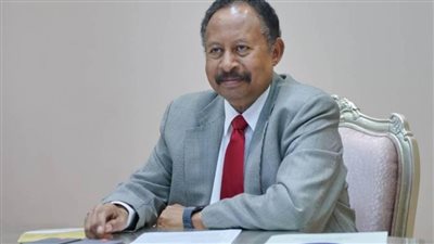 حمدوك خلال إطلاق أول استراتيجية للمياه: السودان يقع تحت خط الفقر المائي