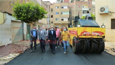 محافظ كفر الشيخ يتفقد أعمال الرصف بحي ميت علوان