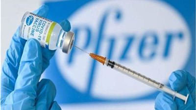 وكالة الأدوية الأوروبية توصي بتلقي البالغين الأصحاء جرعة معززة من لقاح 