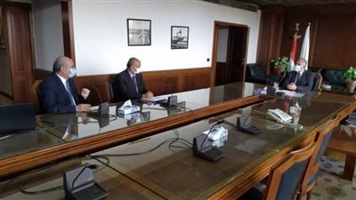  عبد العاطى : بهدف تعظيم الاستفاده من كل قطرة مياه يتم تنفيذ مجموعة من المشروعات القومية