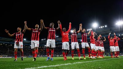 ليفركوزن يفوز على بيليفيلد ويواصل مطاردة بايرن ميونخ على صدارة الدوري الألماني