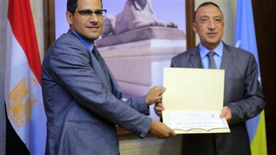   محافظ الإسكندرية يكرم قيادات مديرية التموين والتجارة الداخلية