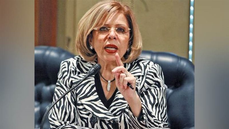 السفيرة مشيرة خطاب