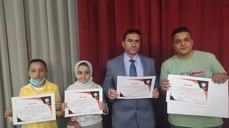 تعليم البحيرة تحصد