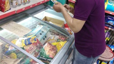 صحة المنيا تعدم 1049 كيلو مواد غذائية غير صالحة وتحرر 721 مخالفة