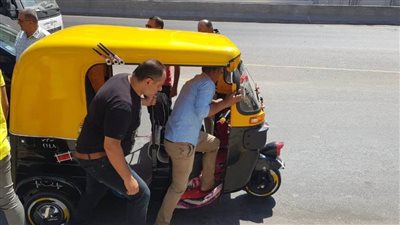 محافظ الإسكندرية يشدد على تطبيق قرار منع سير التوكتوك