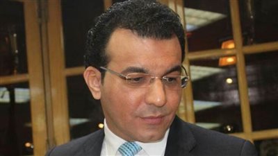 فوز حاتم ربيع بجائزة الترجمة لعام 2021 من اتحاد الكتاب