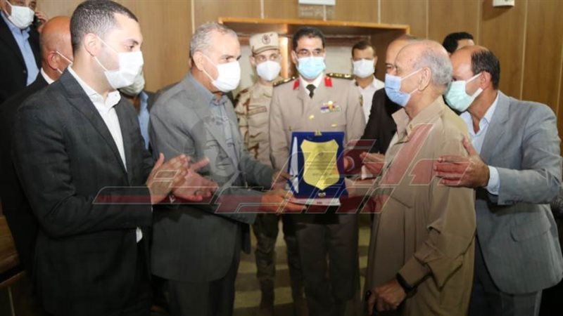 تكريم أبطال أكتوبر