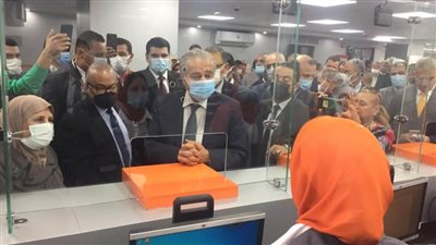 وزير التموين يفتتح مجمع نموذجي يقدم جميع خدمات الوزارة بالشرقية