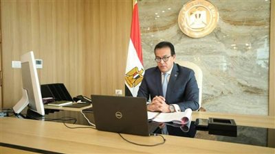 وزير التعليم العالي يعقد اجتماعًا لمناقشة إنشاء جامعة تكنولوجية خاصة بمدينة بدر