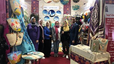 جامعة سوهاج تشارك بـ٥٣٥ عملا يدويا وفنيا بمعرض 