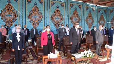 تقسيم حضور الطلاب بأيام الأسبوع تبعًا لطبيعة الدراسة بالكليات