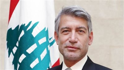 وزير الطاقة اللبناني: السيطرة على حريق خزان بنزين بمنشآت الزهراني