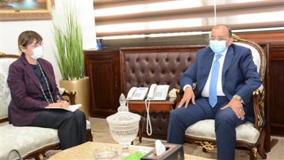 وزير التنمية المحلية يبحث مع المنسق المقيم للأمم المتحدة في مصر التعاون في مبادرة 