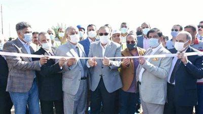 بتكلفة 19 مليونا.. محافظ الشرقية يفتتح مشروع صرف صحي بأبو حماد