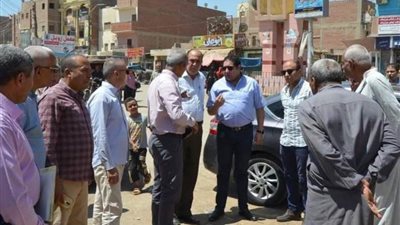  نائب محافظ بني سويف يبحث مع التنفيذيين شكاوى ومطالب المواطنين