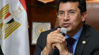 وزير الرياضة يهنىء منتخب مصر بالفوز على ليبيا 