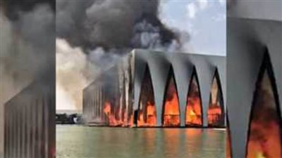 فيديو.. حريق مفاجئ يشعل مهرجان الجونة