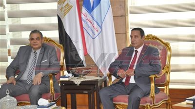 رئيس جامعة كفر الشيخ يوجه التحية لأرواح الشهداء