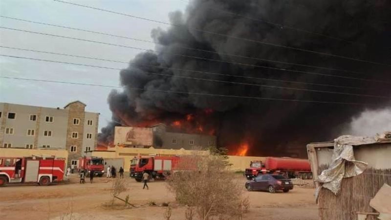 حريق بمصنع العاشر