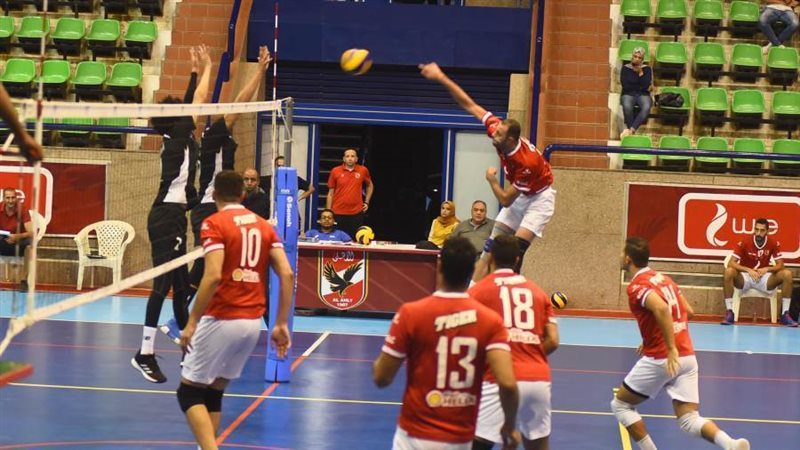 طائرة رجال الأهلي