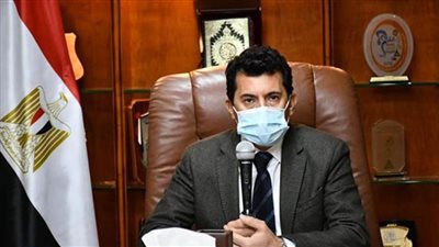 وزير الشباب والرياضة يناقش توسيع البرامج بمحافظات الصعيد