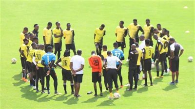 بالصور.. توسكر يؤدي مرانه الأساسي استعدادا للزمالك