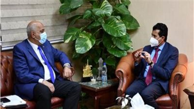 وزير الرياضة يتابع الاستعدادات النهائية لبطولة العالم للرماية