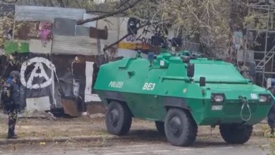 ألمانيا.. احتجاجات عنيفة بعد إجلاء الشرطة العشرات عن مخيم يساري عشوائي