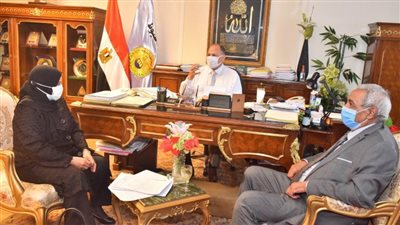 محافظ أسيوط يلتقي وكيل وزارة الزراعة ويشدد على تكثيف الجهود لمواجهة الحرق المكشوف