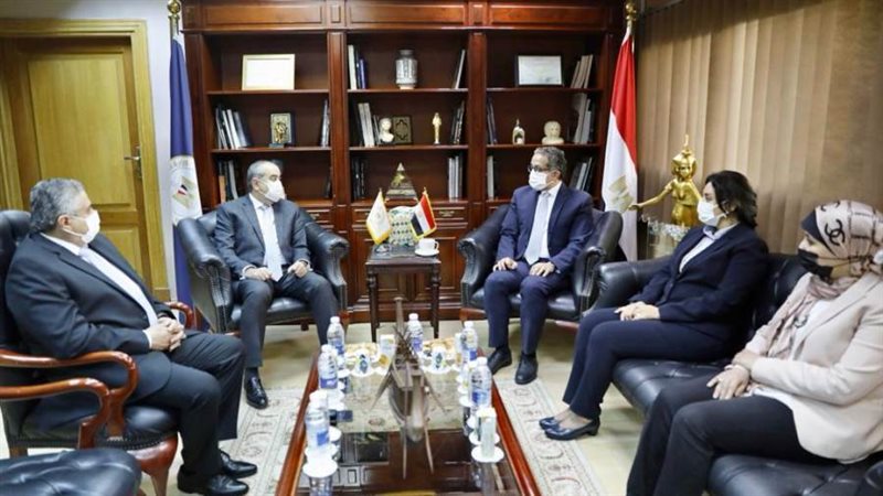 وزيرا الطيران والسياحة