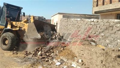 إزالة 20 حالة تعدٍ علي أملاك الدولة بكفر الشيخ