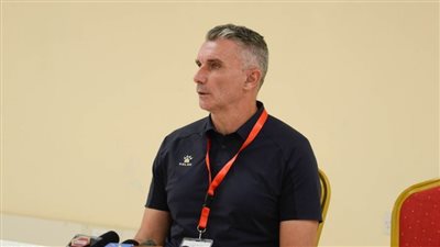 كارتيرون يمنح لاعبي الزمالك راحة من التدريبات لمدة 48 ساعة