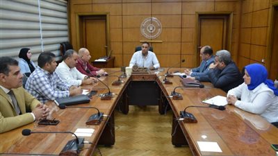 محافظ الدقهلية يوجه بالتصدي للنباشين وإنهاء تطعيم الجهاز الإداري 