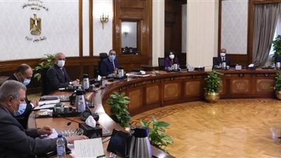 مدبولي يؤكد ضرورة التوسع في إتاحة القطع الموفرة لاستهلاك المياه وتركبيها بمختلف المنشآت