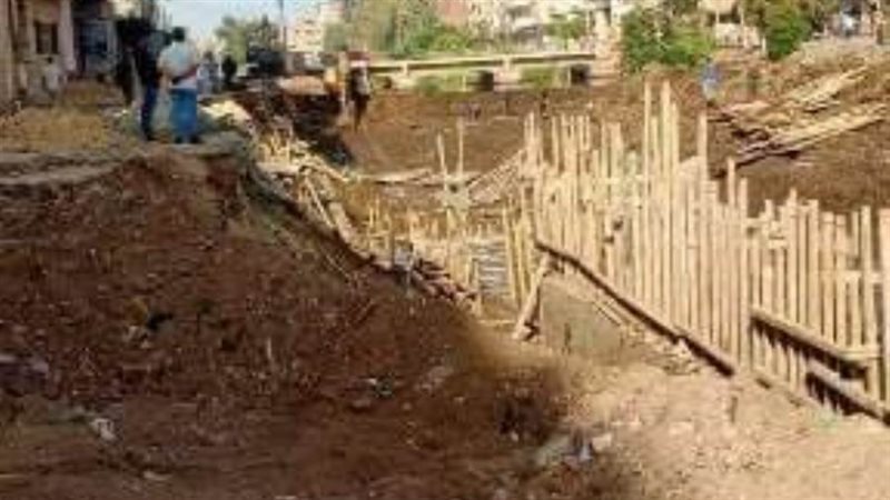 أعمال إنشاء حائط