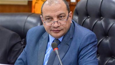 تخفيض 20% في شعب اللغات والبرامج الجديدة للعاملين بجامعة بني سويف