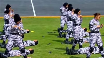 ضابطات الشرطة المصرية يقدمن عروضًا قتالية مبهرة أمام الرئيس السيسي