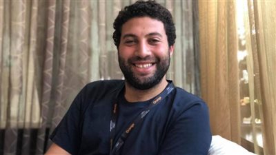 الجونة السينمائي يمنح المخرج عمر الزهيري جائزة أفضل موهبة عربية