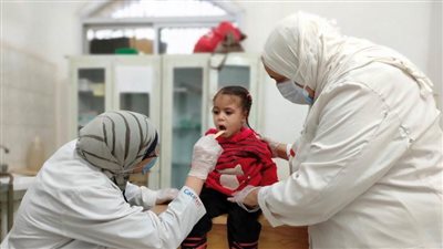  الكشف الطبي على 1933 مواطنًا في قافلة طبية بقرية بني سمرج 