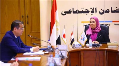 وزيرة التضامن تكرم