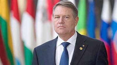 رئيس رومانيا يعين رئيسًا جديدًا للوزراء وسط أزمة سياسية وجائحة 