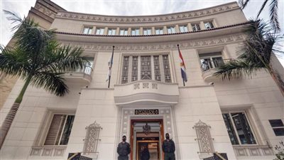 نادي القضاة يكرم ضيوف الشرف وشركاء العمل لكتاب 