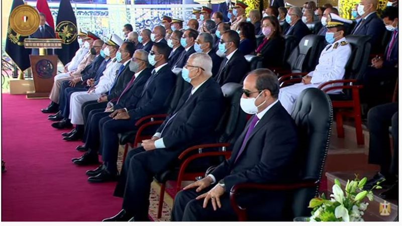 الرئيس السيسي يشهد