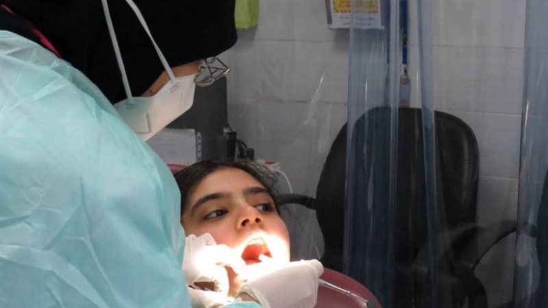 فحص طلاب المدارس