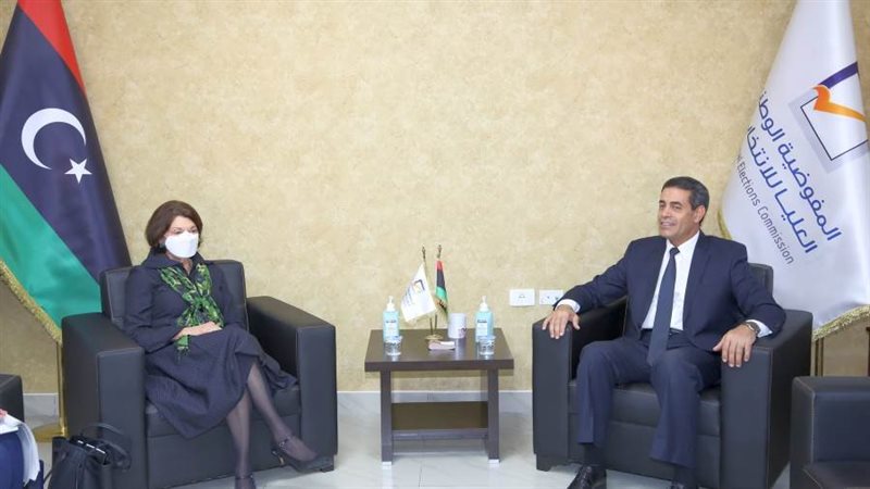 د. عماد السايح مع